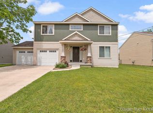 163 Grove St NW, Sparta, MI