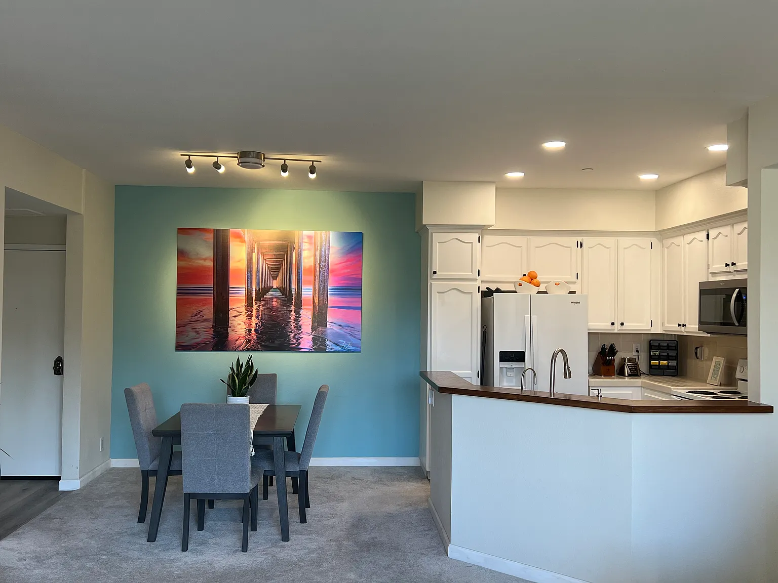 1 bed, 1176 sqft, $1,750 — Photo 3