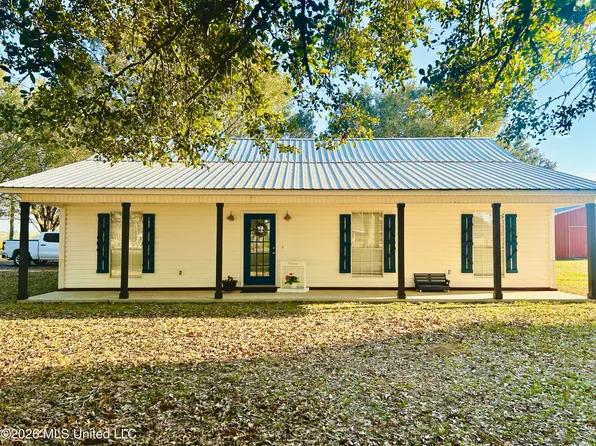 3282 Dean Nursery Rd, Lucedale, MS 39452