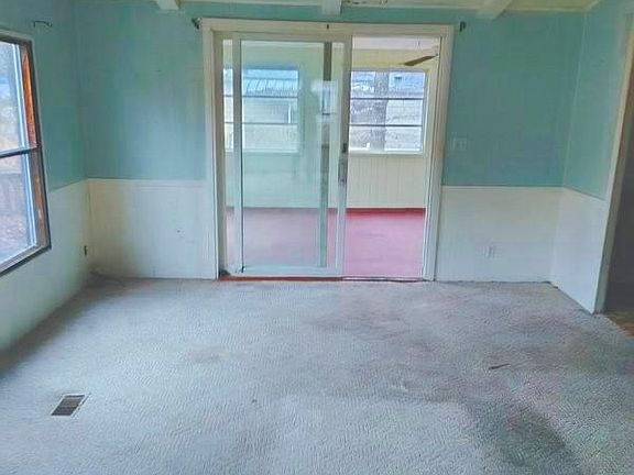 4th image of 31061 Vacation Rd