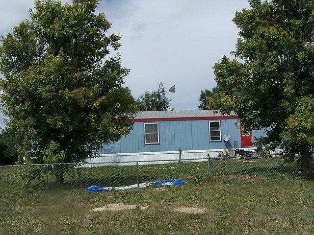 2nd image of 416 2nd St