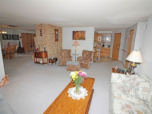 5th image of 532 Oriole Dr