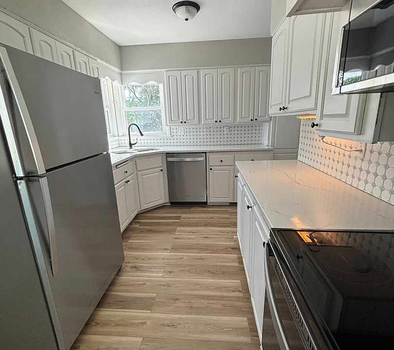 1st image of 1651 W 11th St