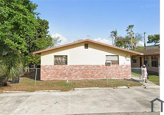 1st image of 1032 NW 1st Ave #4H