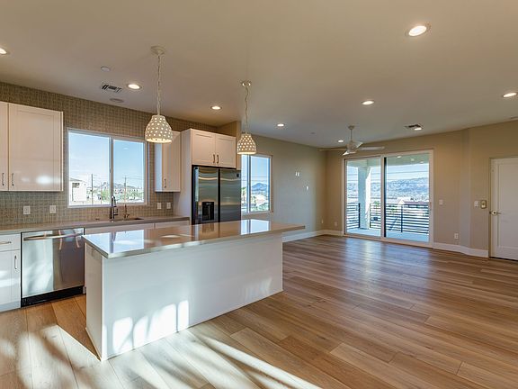 2nd image of 2140 Moyo Dr