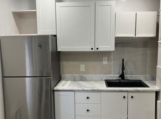 4 Greenock Ave, Toronto, ON M1G 2Z6