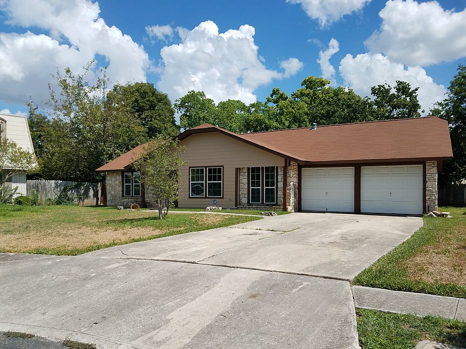 1st image of 6926 Moon Lake Dr