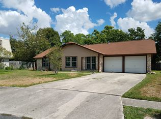6926 Moon Lake Dr, San Antonio, TX 78244