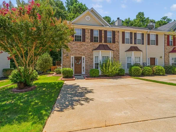 4690 Crawford Oaks Dr, Oakwood, GA 30566