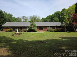 14325 Fountain Ln, Charlotte, NC 28278