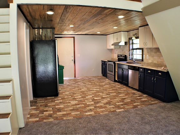 3rd image of 341 Private Road 1774