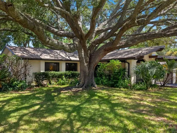 13 FAIRVIEW LANE, PALM COAST, FL 32137