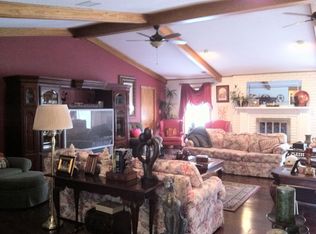 907 Clear Creek Dr, Texarkana, TX 75503