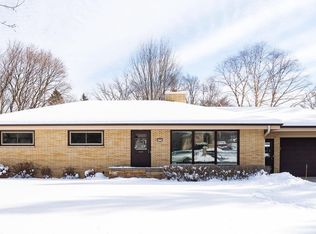 4720 N 159th St, Brookfield, WI 53005