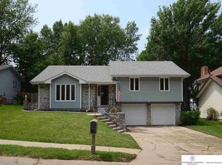 14869 Harvey Oaks Ave, Omaha, NE 68144