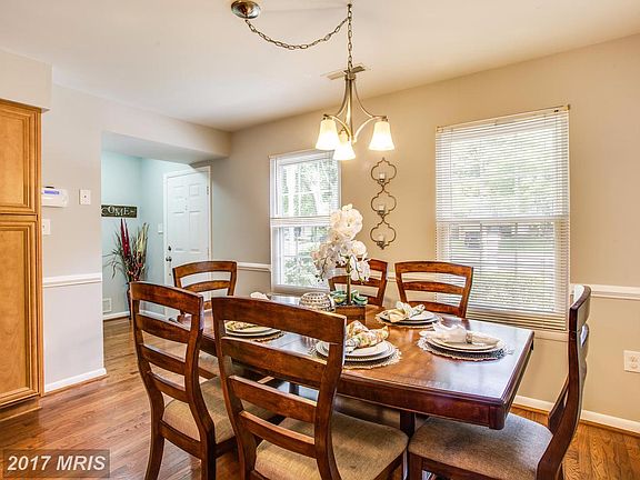 4th image of 5559 Sherry Ct