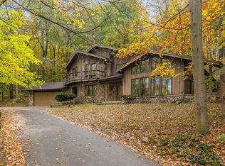 4380 County Road Y, Saukville, WI 53080