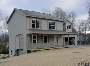 98 Round Lake Rd, Malta, NY 12020