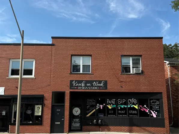 1790 Oak St, Wyandotte, MI 48192