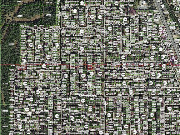 4th image of 830 Birch Ave