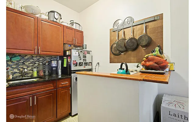 Rented by Douglas Elliman | media 11