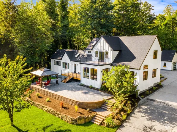 11303 207th Avenue SE, Issaquah, WA 98027