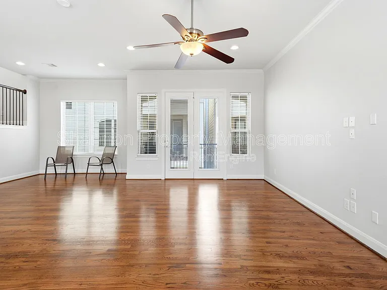 8239 Cambridge St — Photo 6
