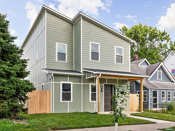 2nd image of 1121 Villa Ave