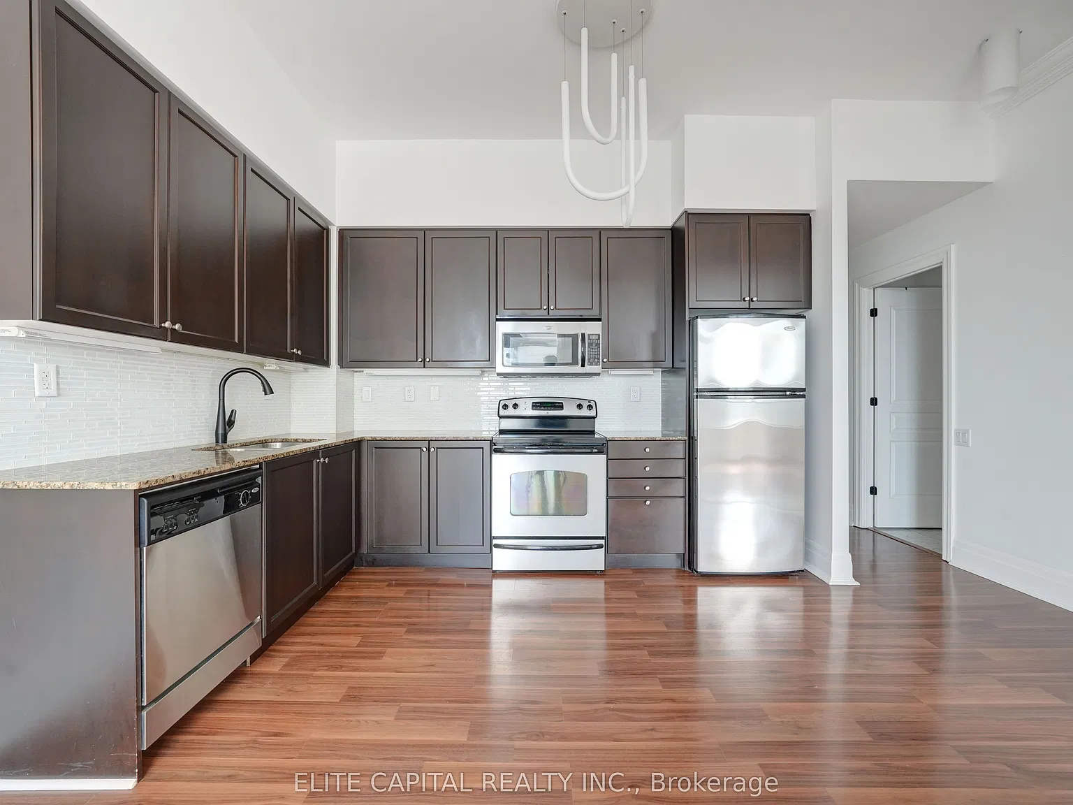 777 Steeles Ave W — Photo 2