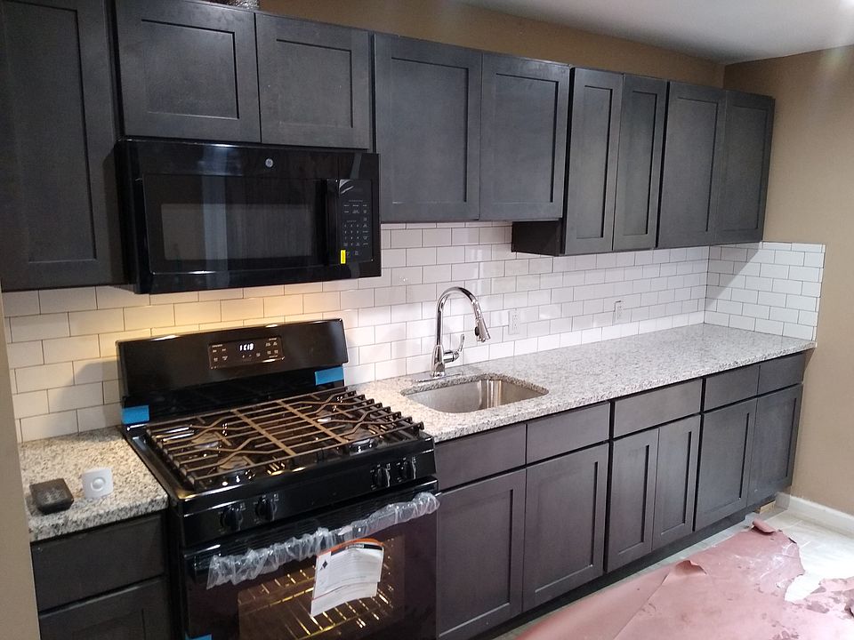 1st image of 216 E Ashmead St