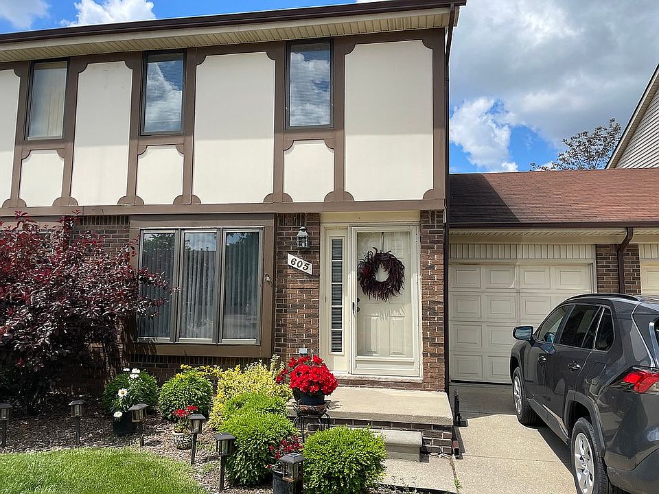 1st image of 605 Pineview Ct