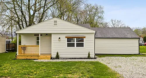 10 Locust Dr Photo 1