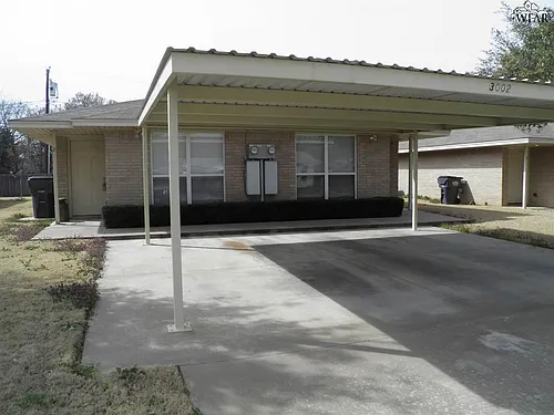 3006 Grace St Photo 1