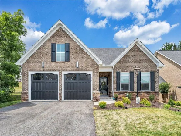 216 Stonecreek Way, Roanoke, VA 24019