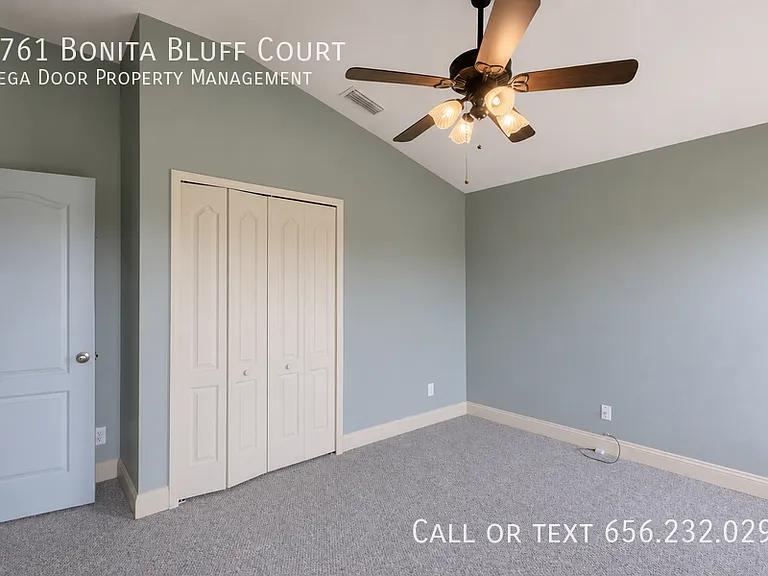 1761 Bonita Bluff Ct — Photo 22