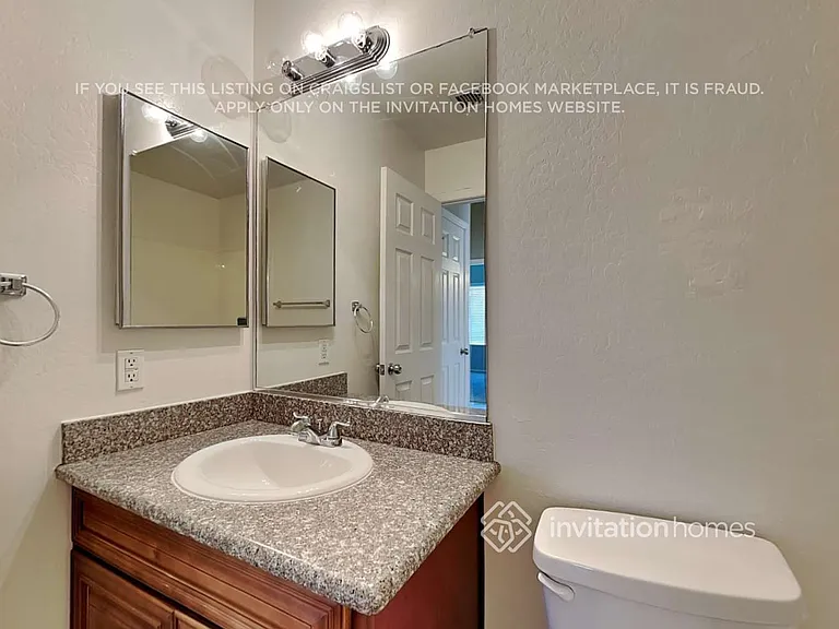 11034 W Granada Rd — Photo 15