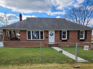 146 Woodbury Ave, Martinsburg, WV 25404