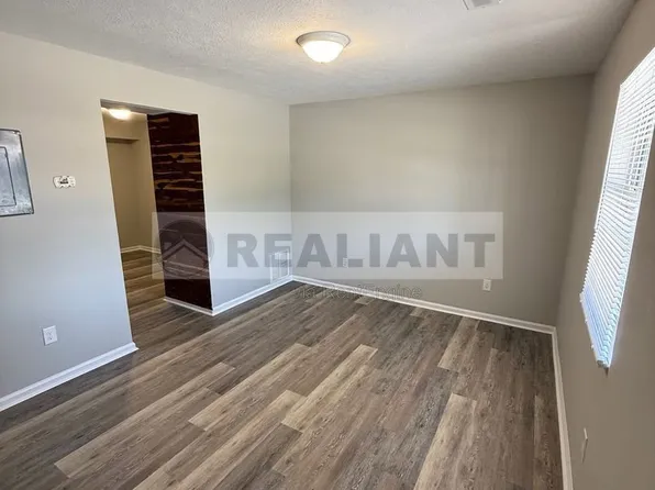 31 Hurley St #15, Berea, KY 40403