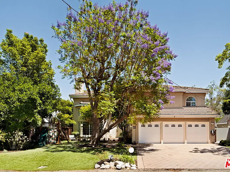 5150 Bellaire Ave — Photo 1