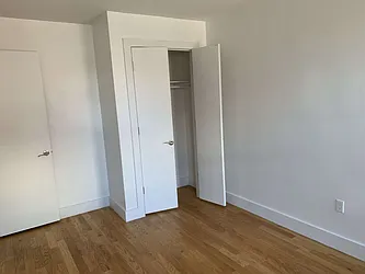 Rented by Tapiro Realty