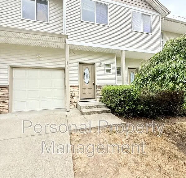 855 NW Ivy St — Photo 1