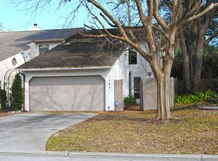 1145 E Romaine Cir, Jacksonville, FL 32225