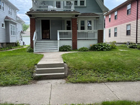 3232 N Weil St #1, Milwaukee, WI 53212