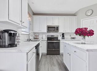 10943 Pendragon Pl, Raleigh, NC 27614