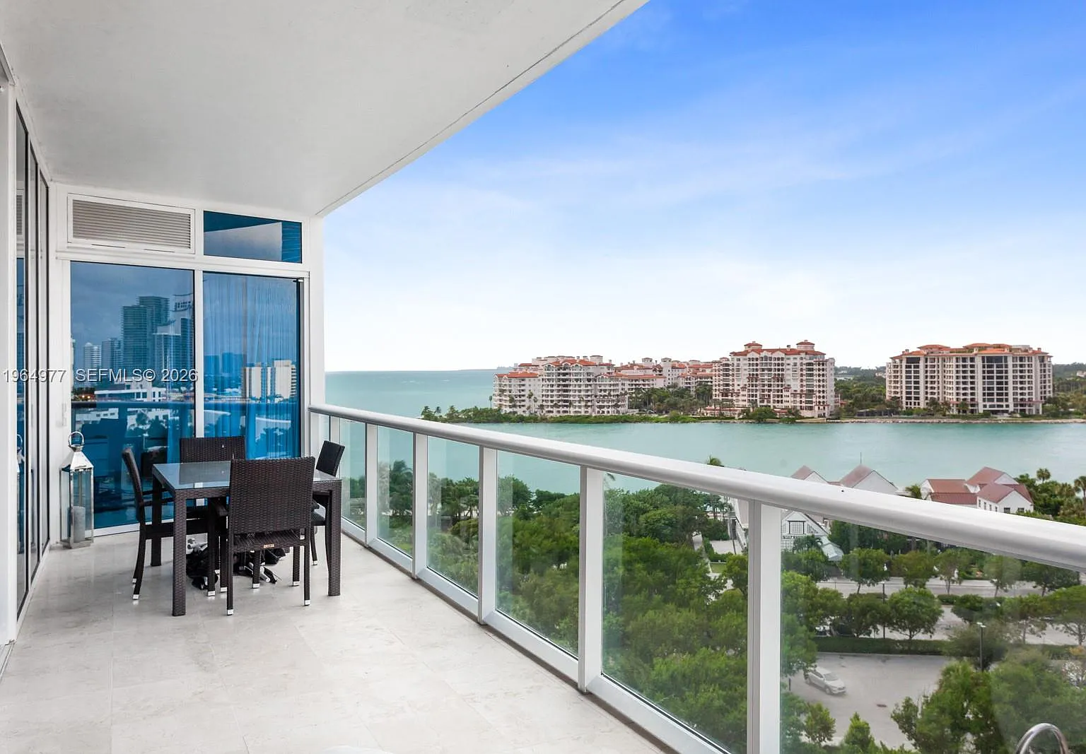 Continuum On South Beach — Photo 2
