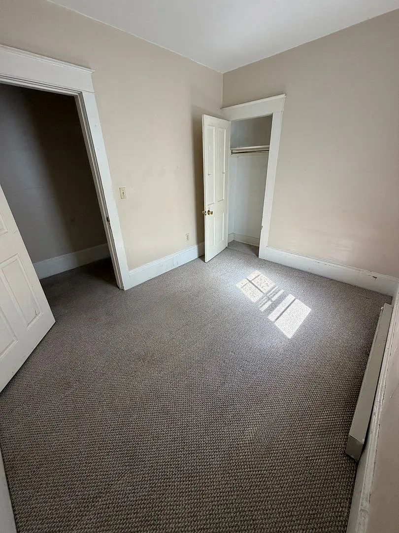 342 S. Main St — Photo 1
