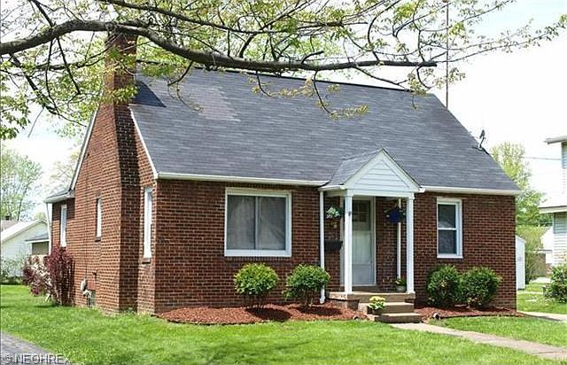 1st image of 726 Hazelwood Ave SE