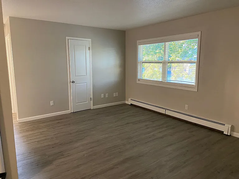 7511 Dennis Dr — Photo 6