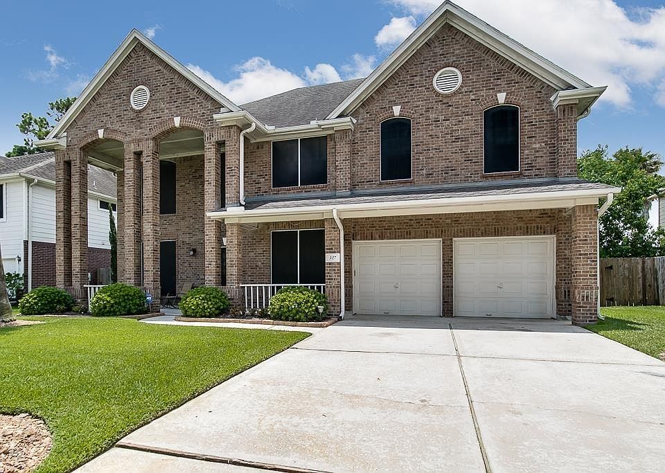 1st image of 327 Overland Park Dr