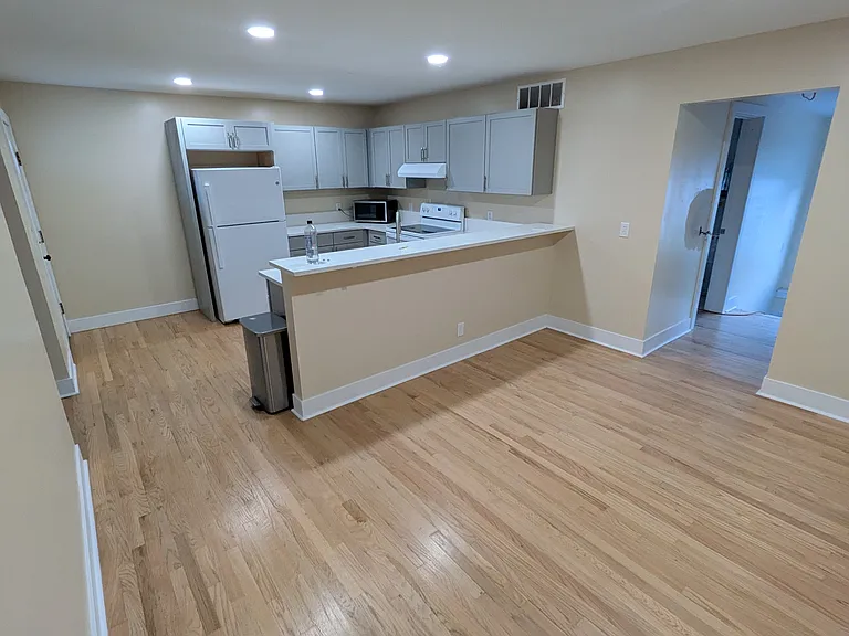 507 Stone St — Photo 6